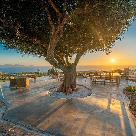 Blue Horizon Cottages Tzamarelata Extérieur photo