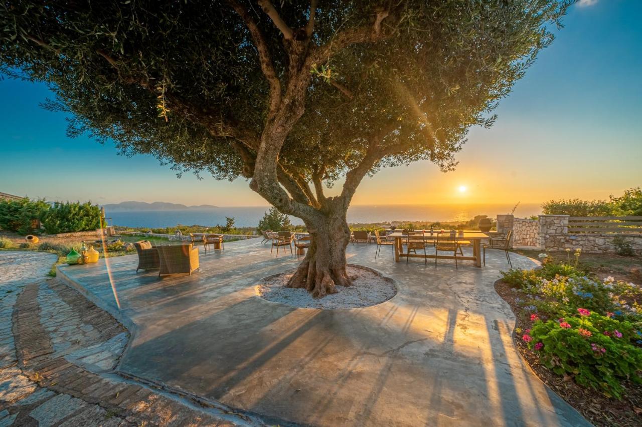 Blue Horizon Cottages Tzamarelata Extérieur photo