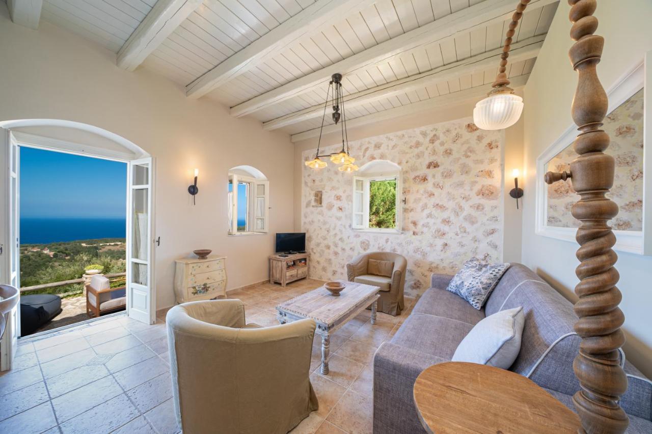 Blue Horizon Cottages Tzamarelata Extérieur photo