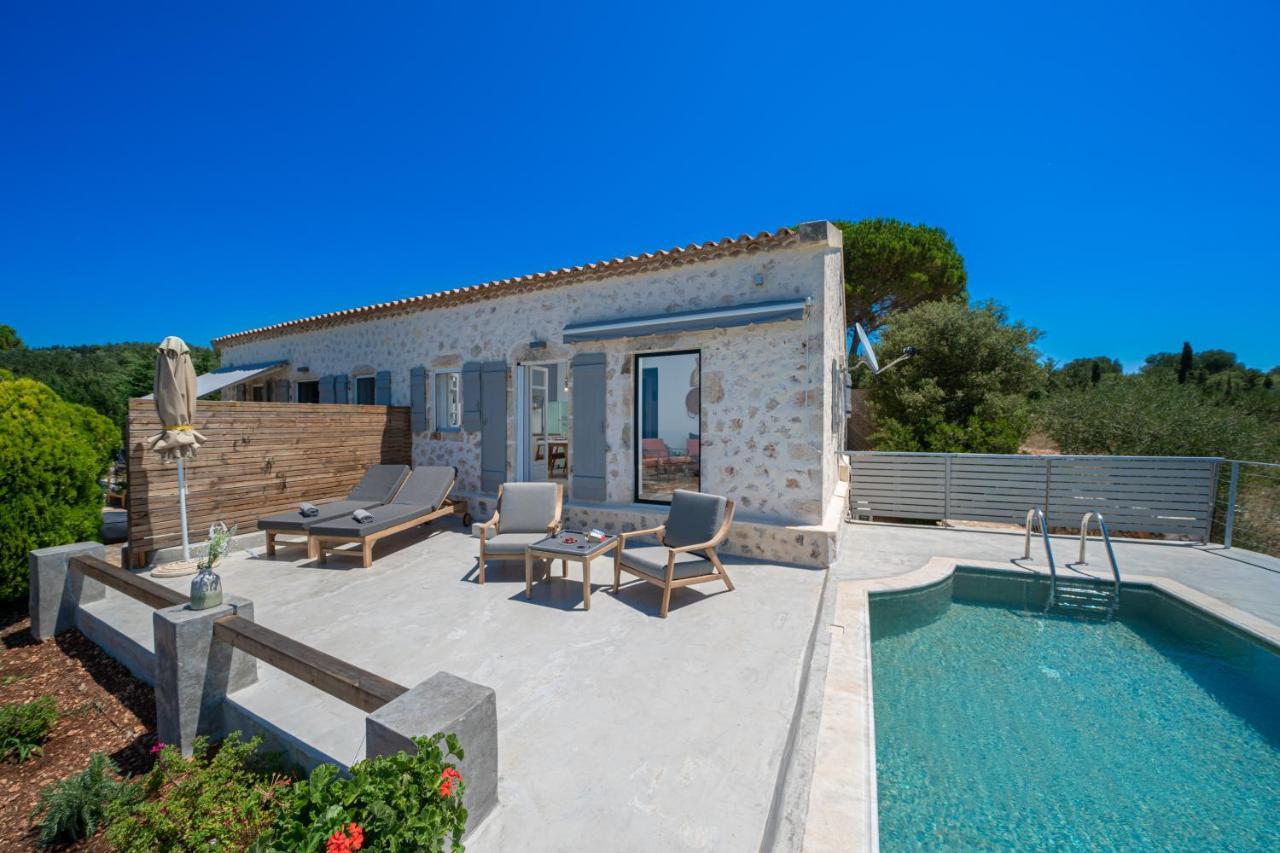 Blue Horizon Cottages Tzamarelata Extérieur photo
